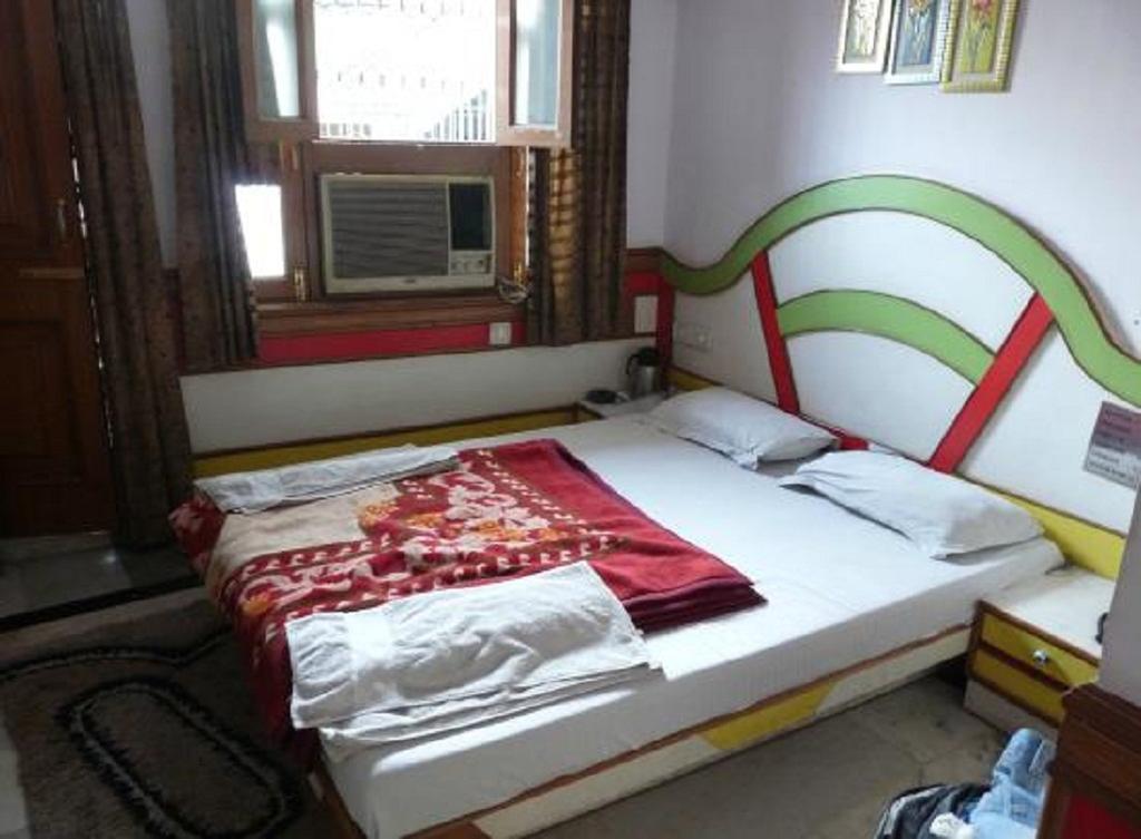 Ajay Guest House New Delhi Bagian luar foto